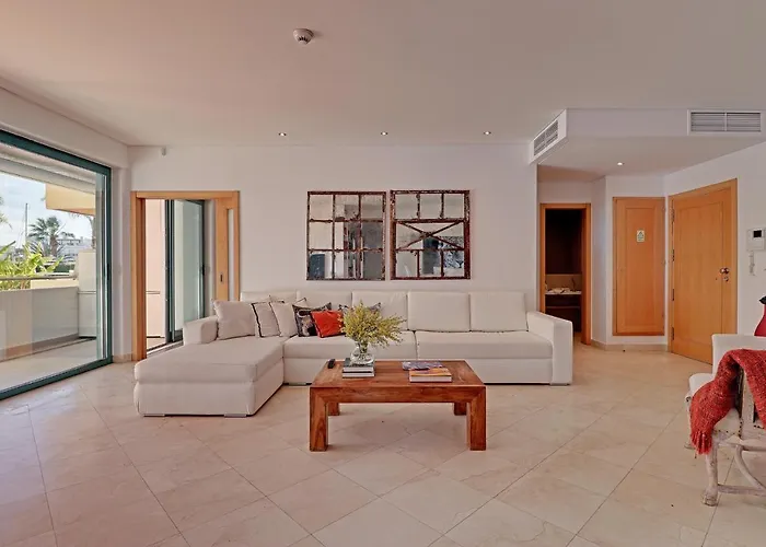 News Apartment